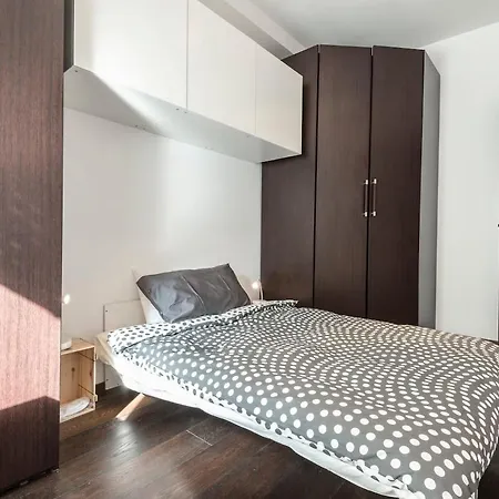Quite And Bright Tortona District Apartmán *